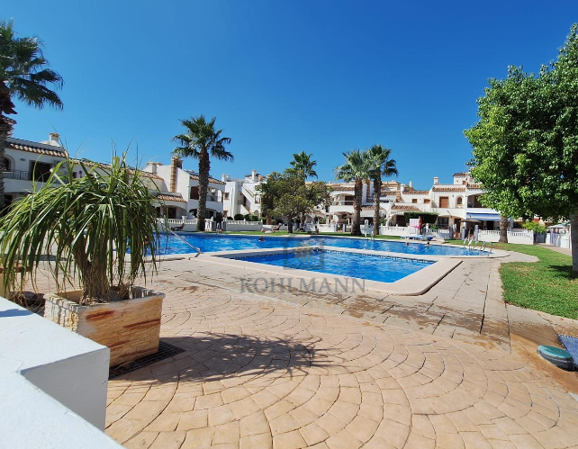 Apartment in Orihuela Costa