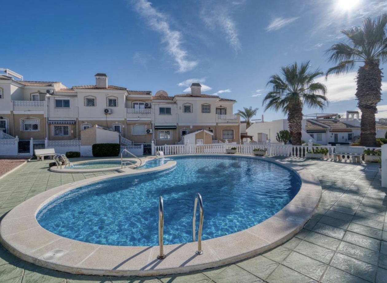 Stilvolles Reihenhaus in bester Lage an der Costa Blanca